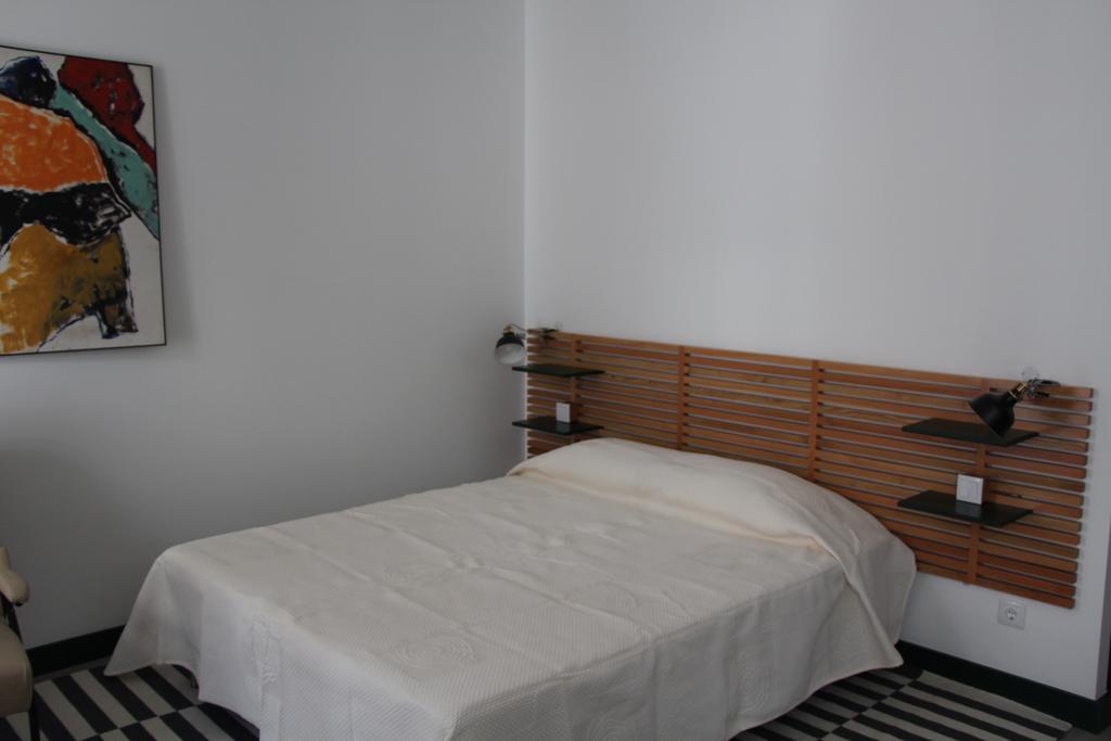 Deluxe Studio